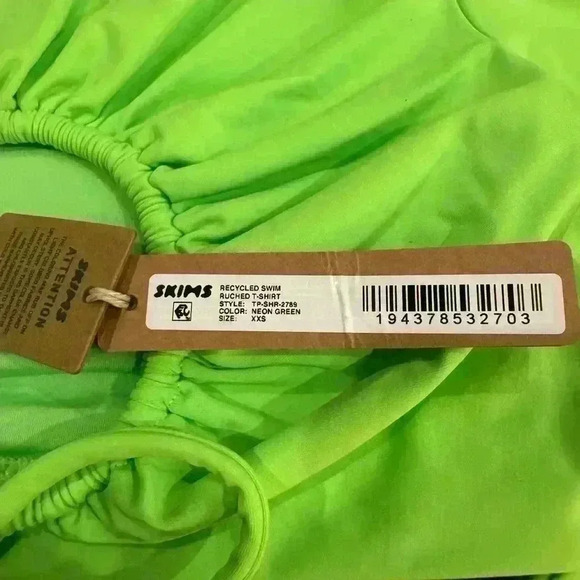 SKIMS Recycled Swim Ruched Crop Top ~ Limited Edition ~ Neon Green ~ XXS ~ NWT! - Picture 4 of 4